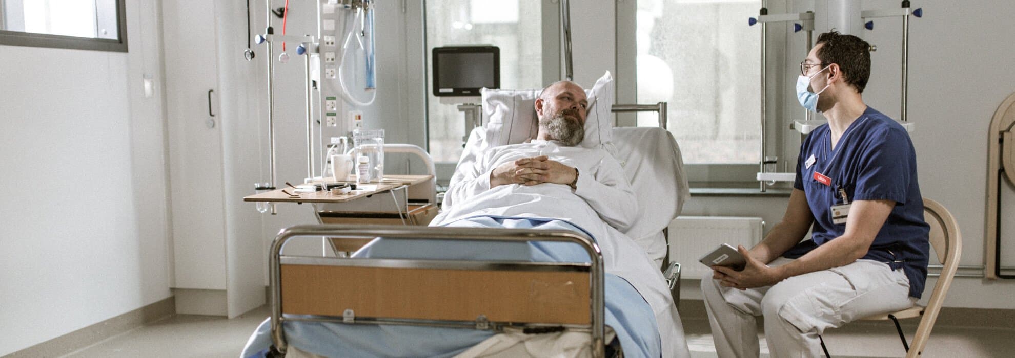 läkare med patient läkare med patient