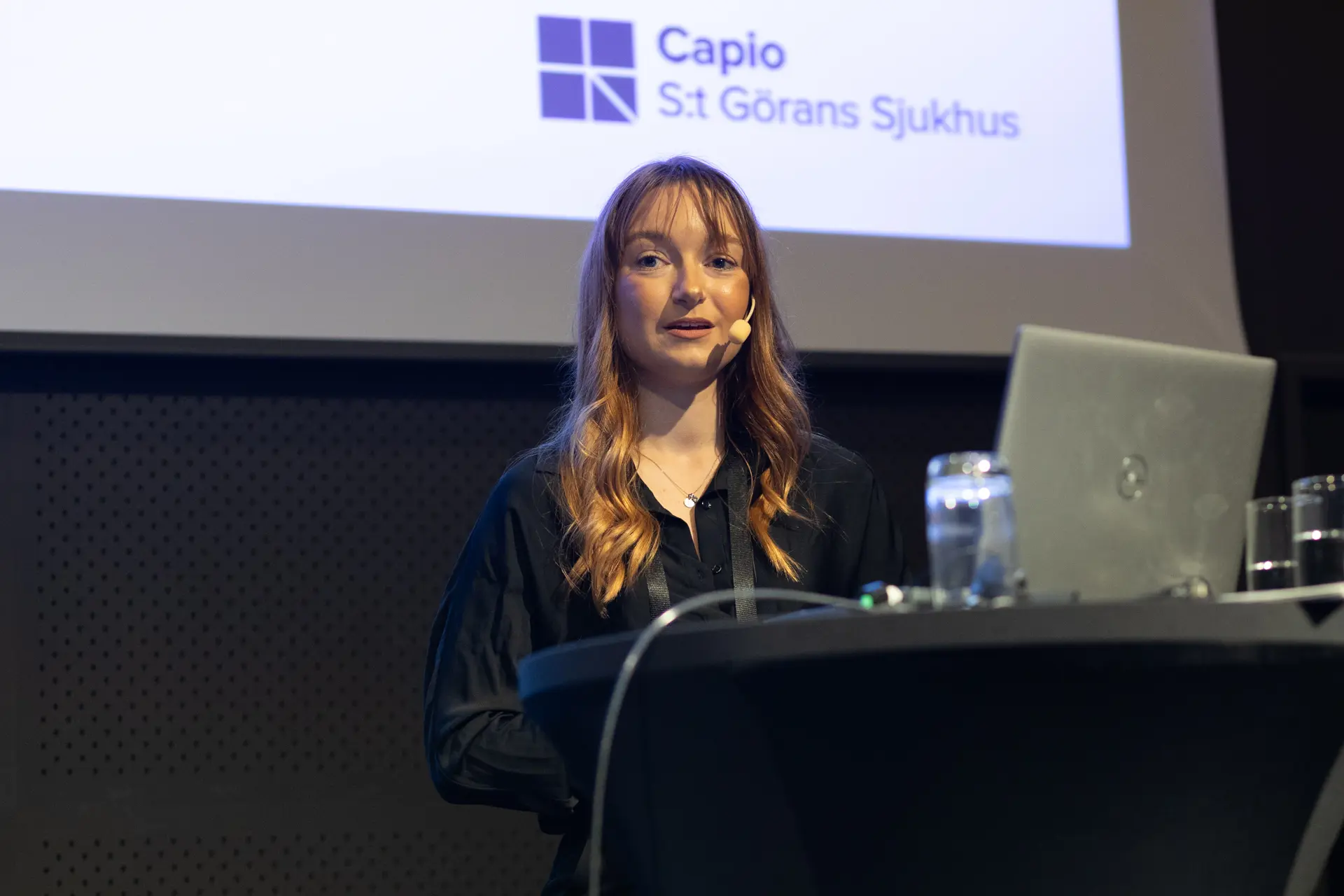 Julia Johansson föreläste om omvårdnadsstandard på Urologiveckan.